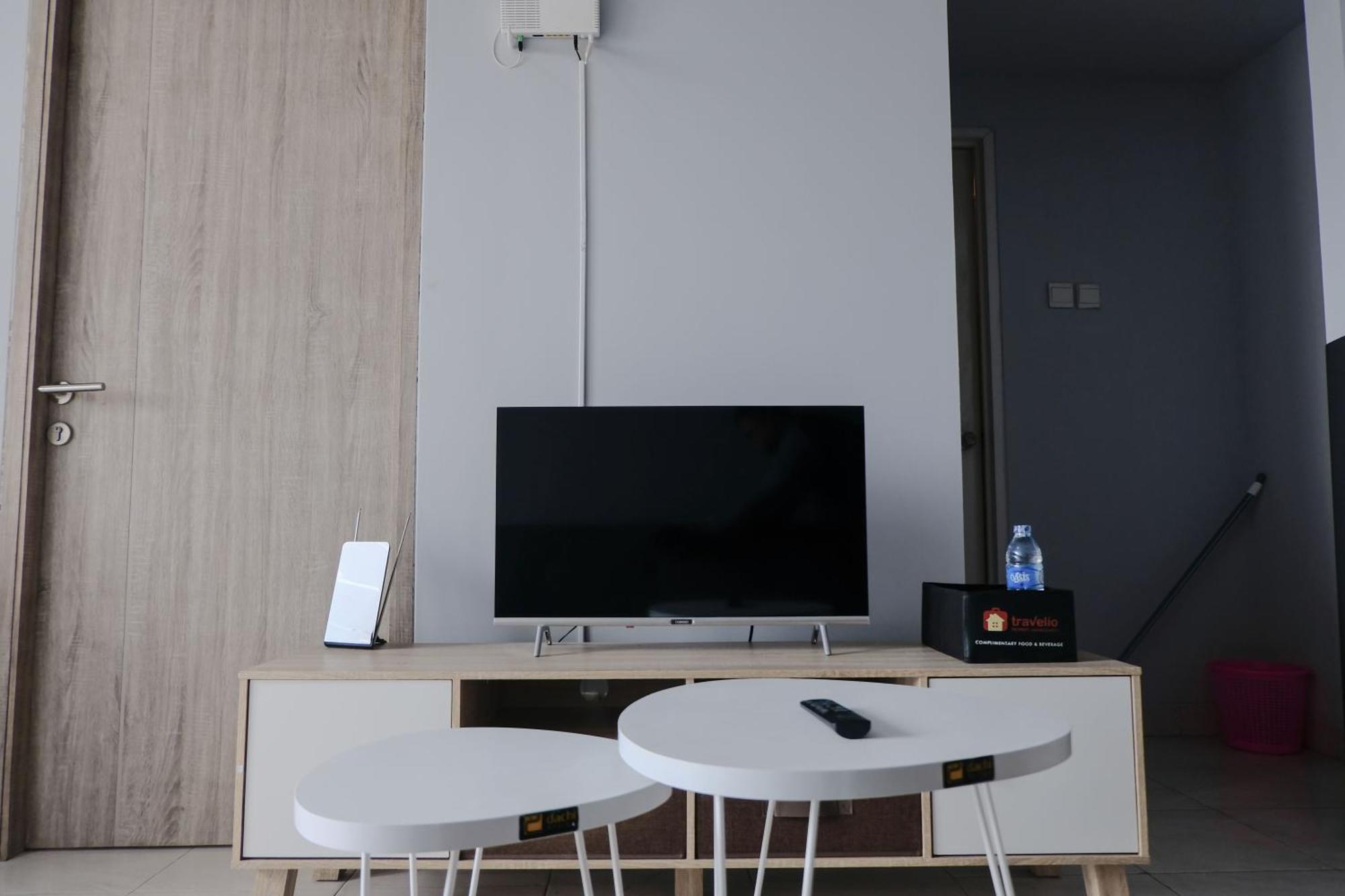 Apartemen Homey 1br At Newton By Travelio