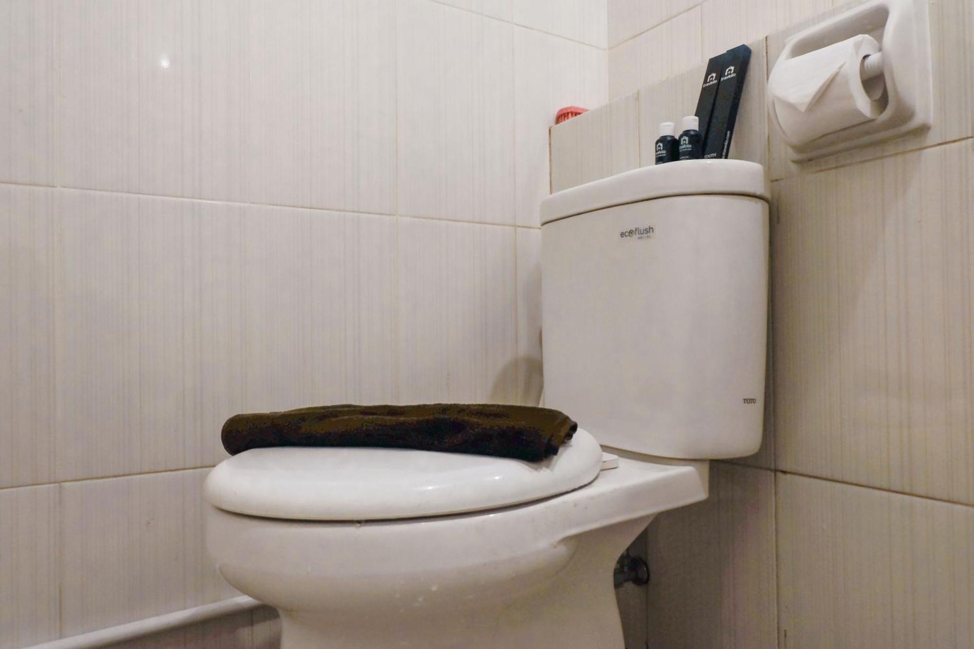 Homey 1br At Newton By Travelio Apartemen Bandung